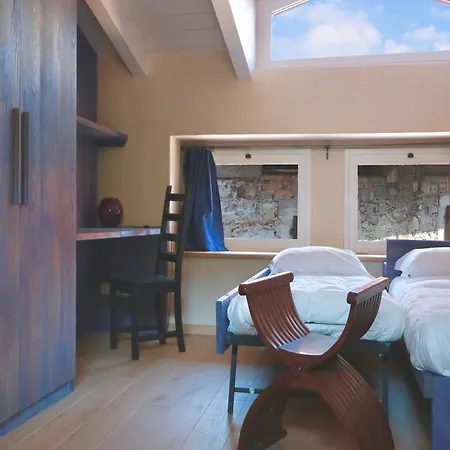 Chess Player's Villa Orino